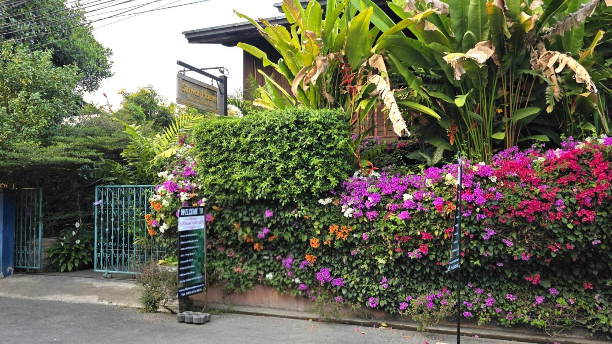 Siriwan Hostel Chiang Mai Dış mekan fotoğraf