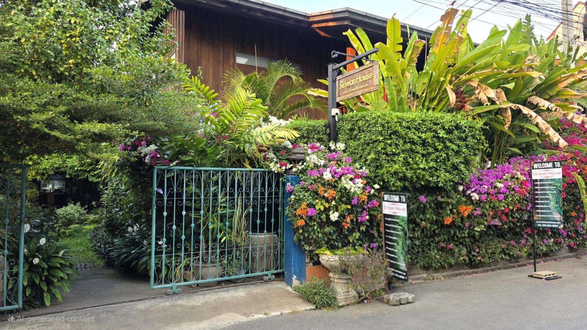 Siriwan Hostel Chiang Mai Dış mekan fotoğraf